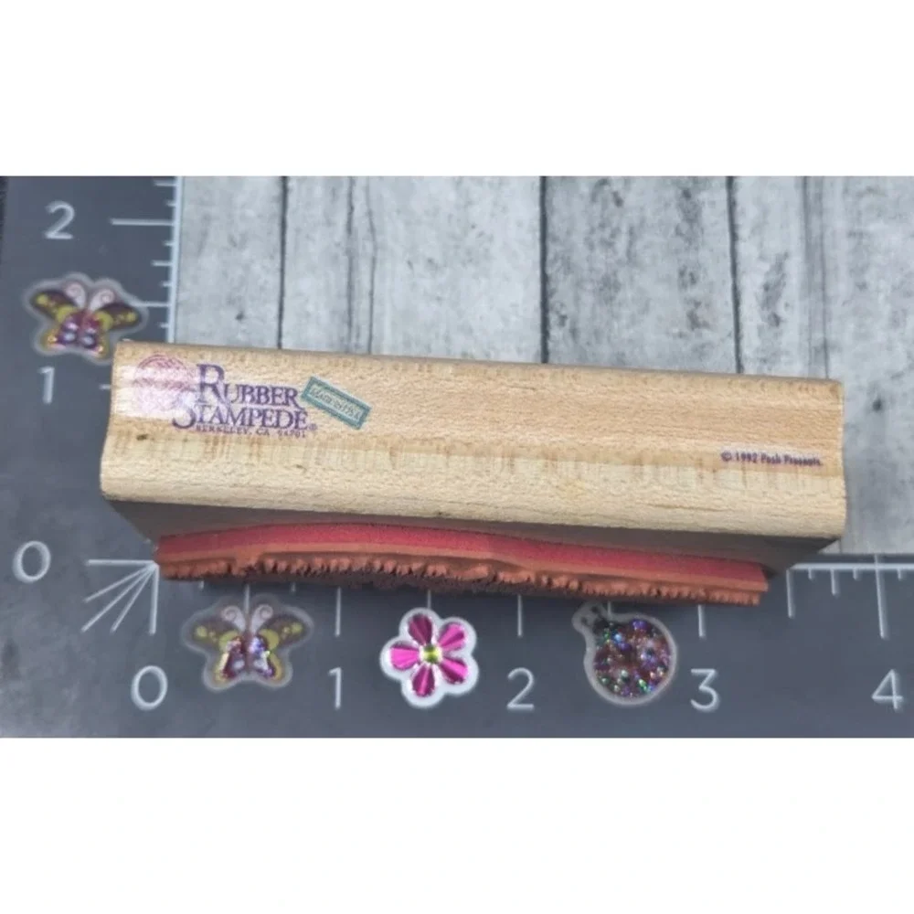 Rubber Stampede Grassy Hilltop Z251E Landscape Rubber Stamp Wood #P64